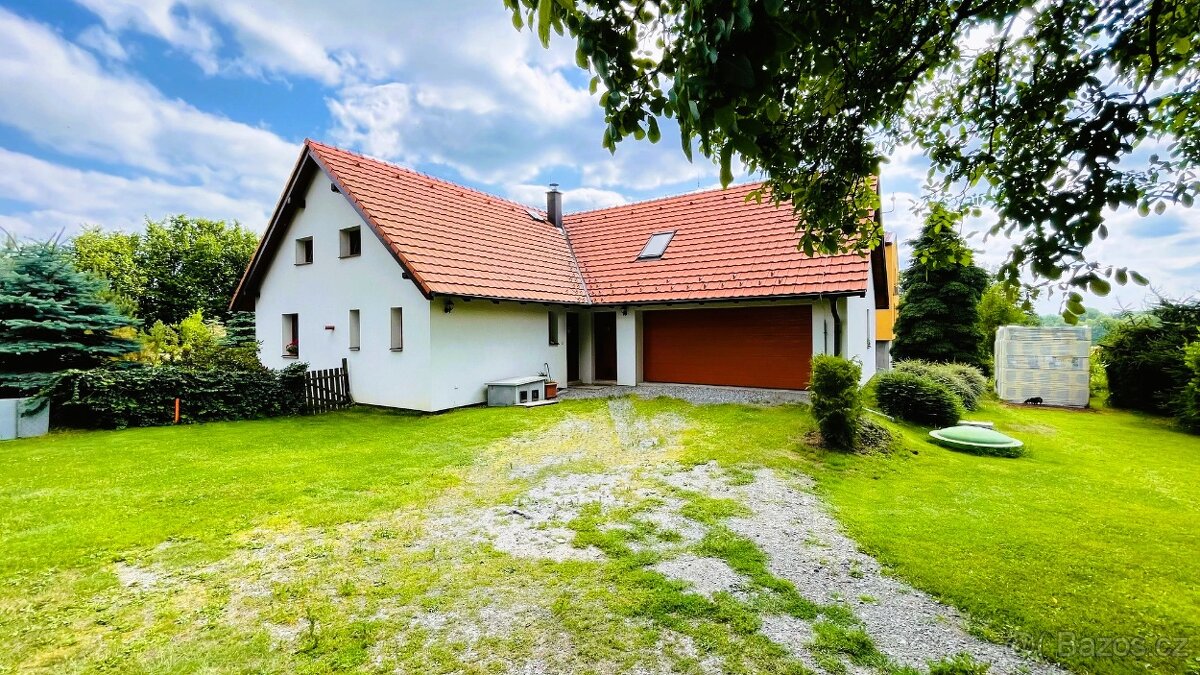 Dům u Monínce, připraven ihned k nastěhování.