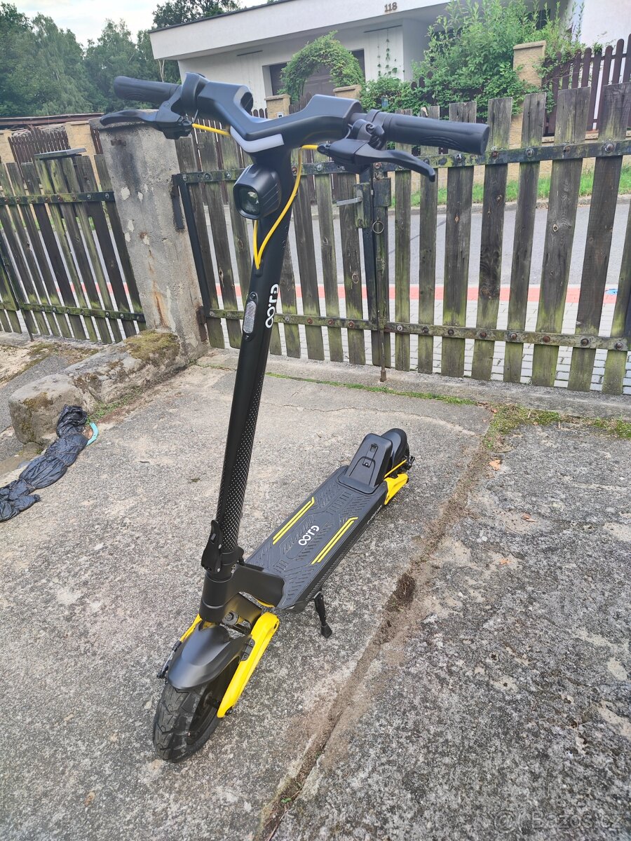Elektrokoloběžka 1400 W, 48 V