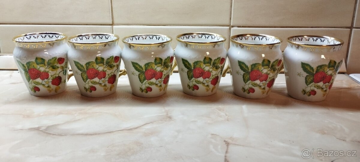 Porcelán, jahody