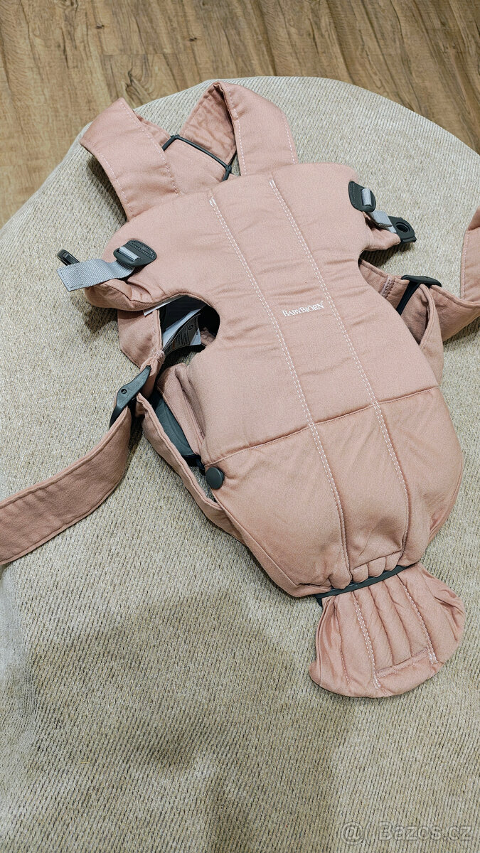Nosítko Babybjörn