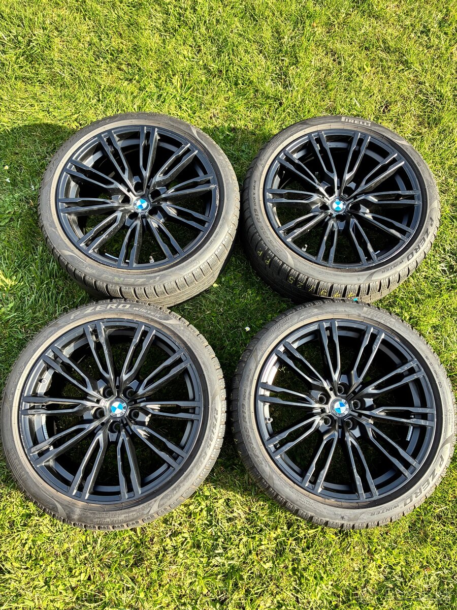 Original BMW M3/M4 zimní sada 19" Styling 829M