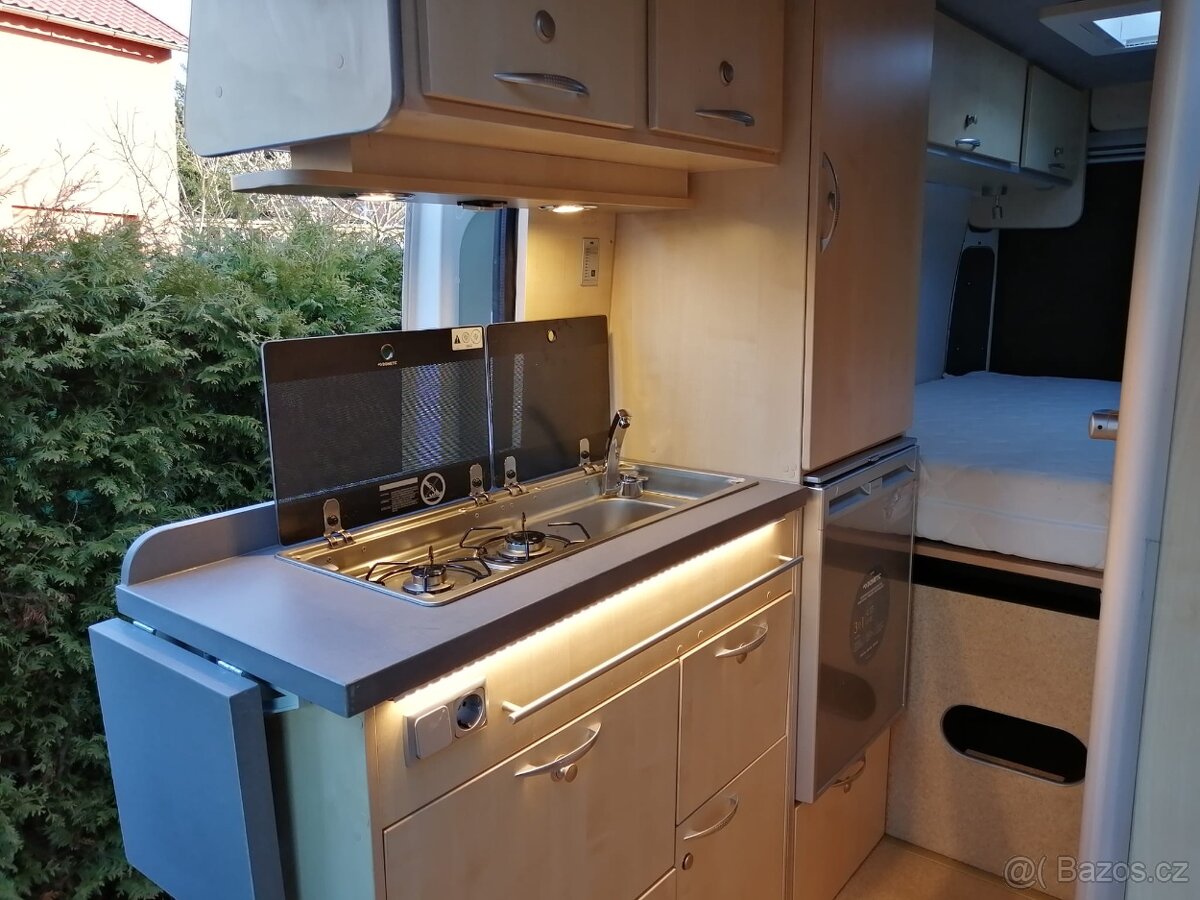 Prestavba dodavek na obytne auta