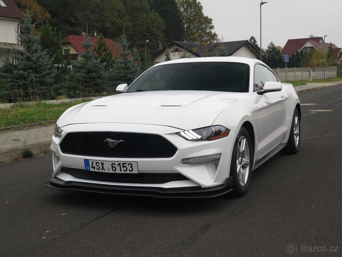 Ford Mustang, 2.3 TURBO - po velkém servisu, původ USA