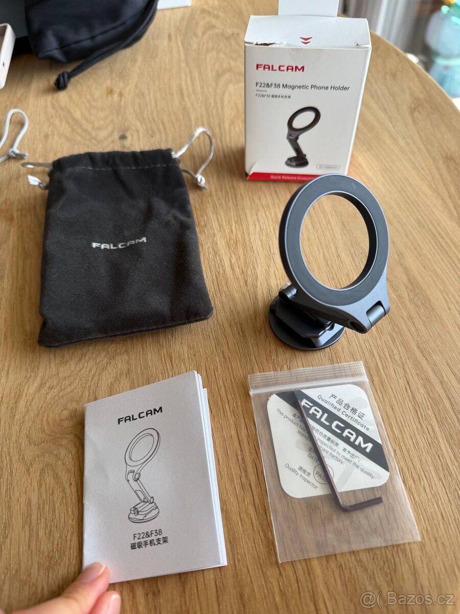 FALCAM F22 & F38 magnetický držák na telefon – nový