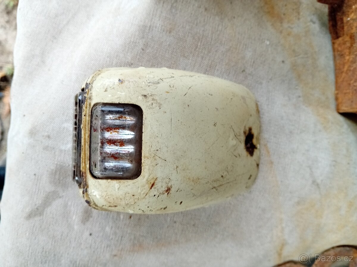 Kryt zadního světla Jawa