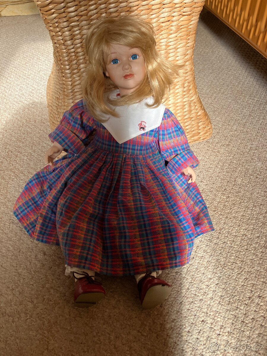 Porcelanova panenka 50 cm