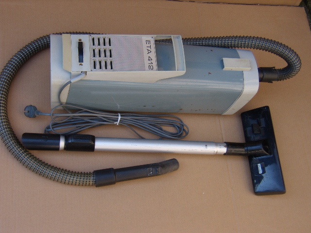 Prodám VYSAVAČ Eta 412