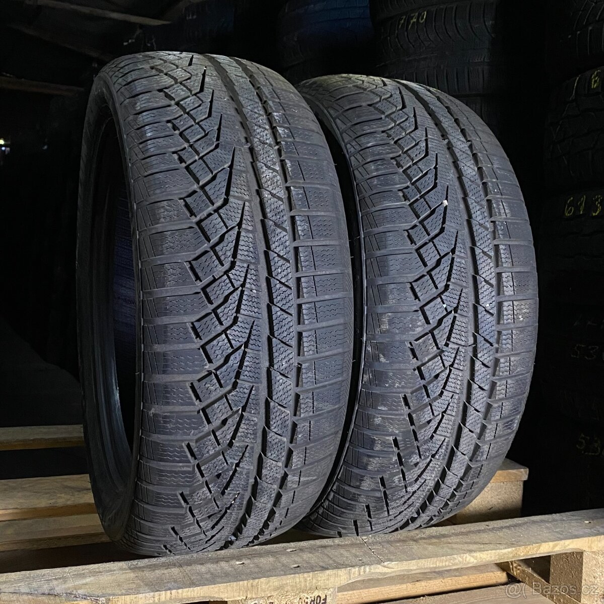 Zimní pneu VŠE SKLADEM - R14 | R15 | R16 | R17 | R18 |