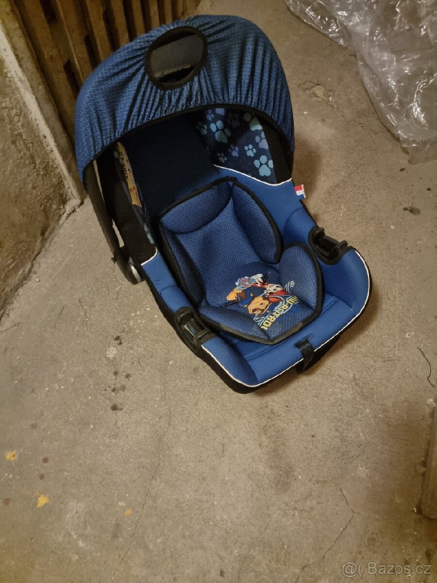 Autosedačka nový vajíčko