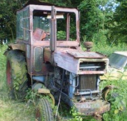 Rumunský Traktor UTB