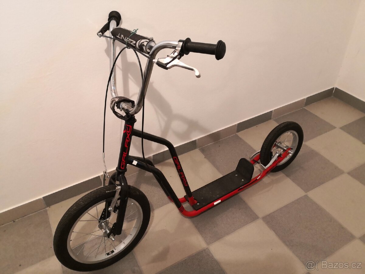 Koloběžka Galaxy Zenit červeno černá