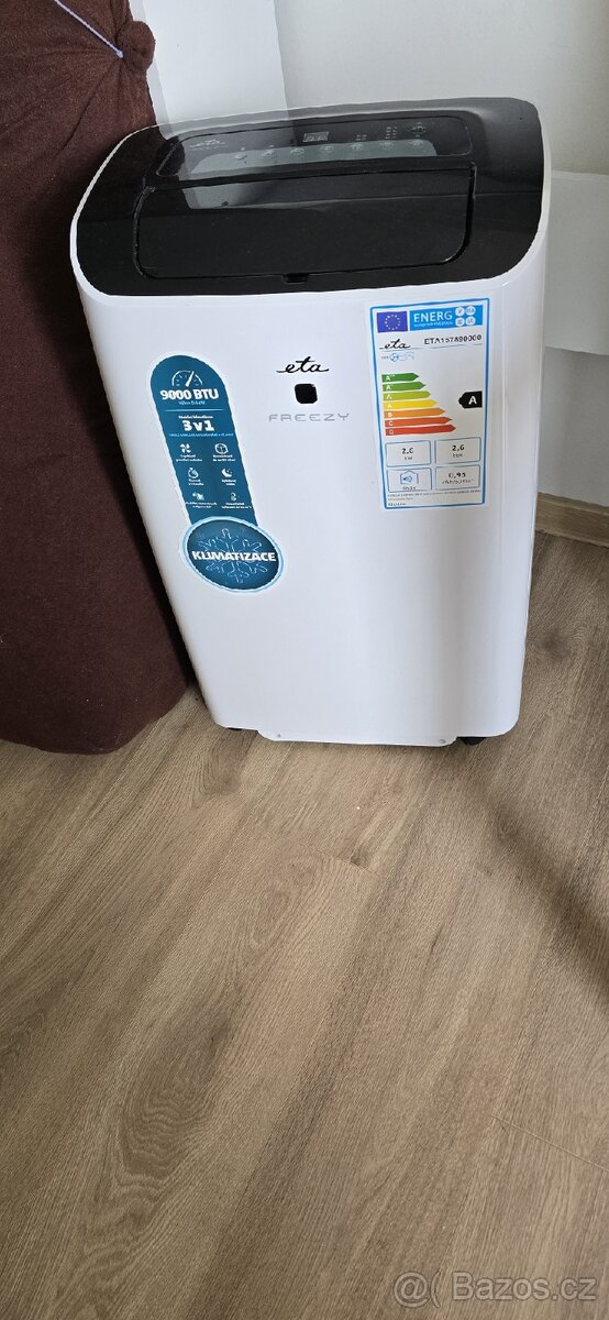 Mobilní klimatizace 1tok stará, skoro nepoužitá