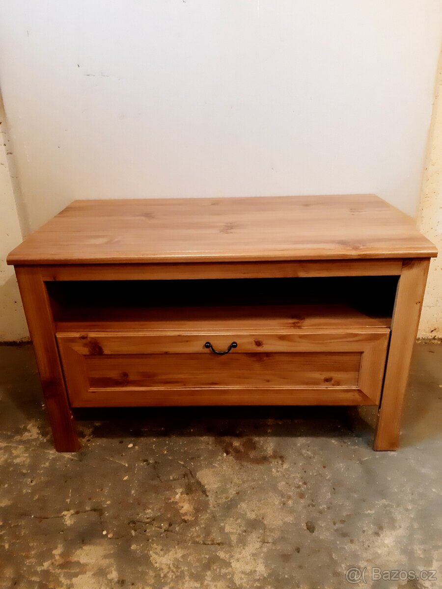 komoda pod tv