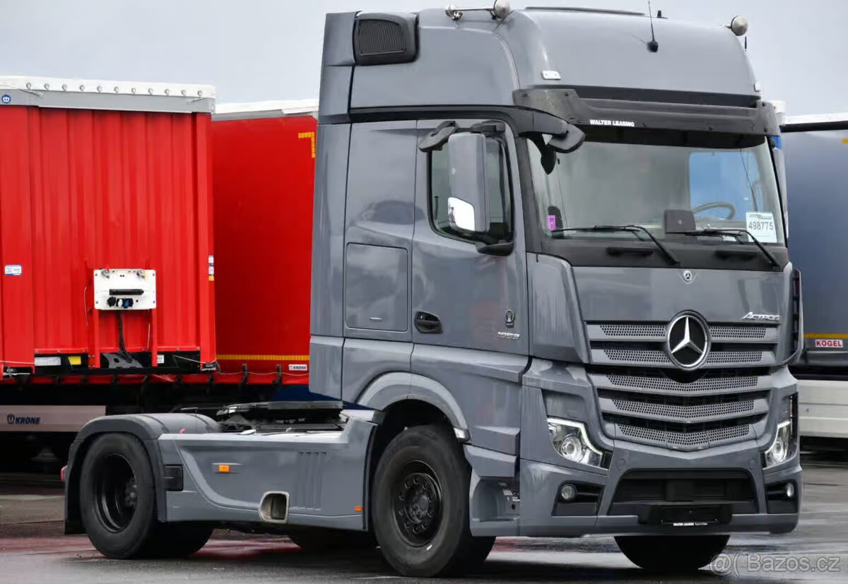 Mercedes Benz Tahač návěsu Actros 1853 2021