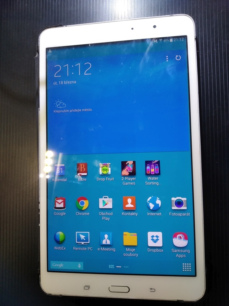 Mám tu plně funkční, málo využívaný, ale už zastaralý tablet