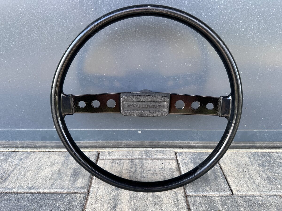Volant Škoda 110R