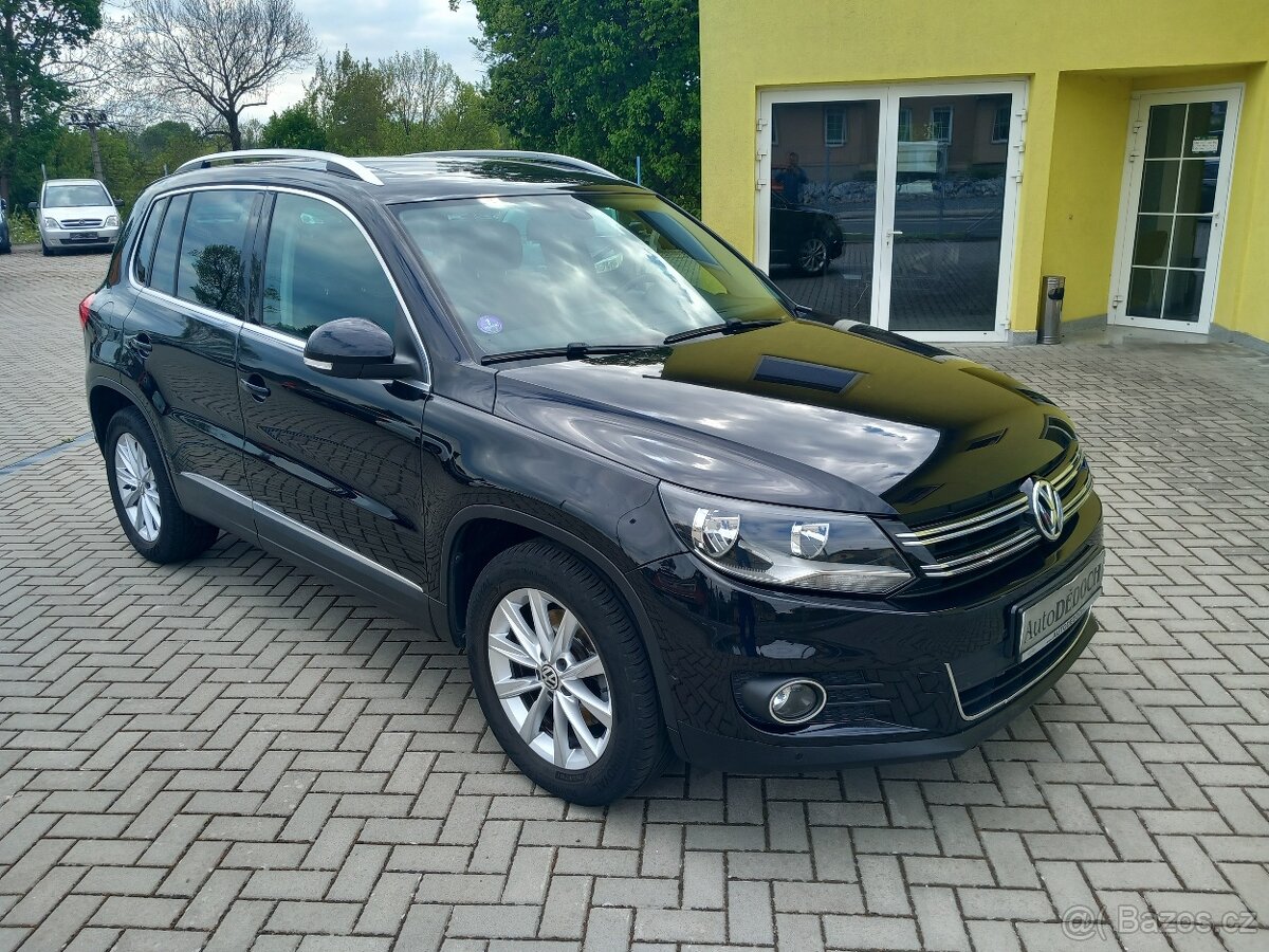 Volkswagen Tiguan 1.4TSi SPORT - STYLE 124t.KM 1.MAJITEL