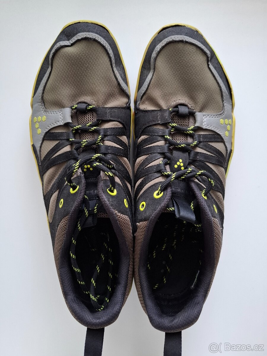 Vivobarefoot 45