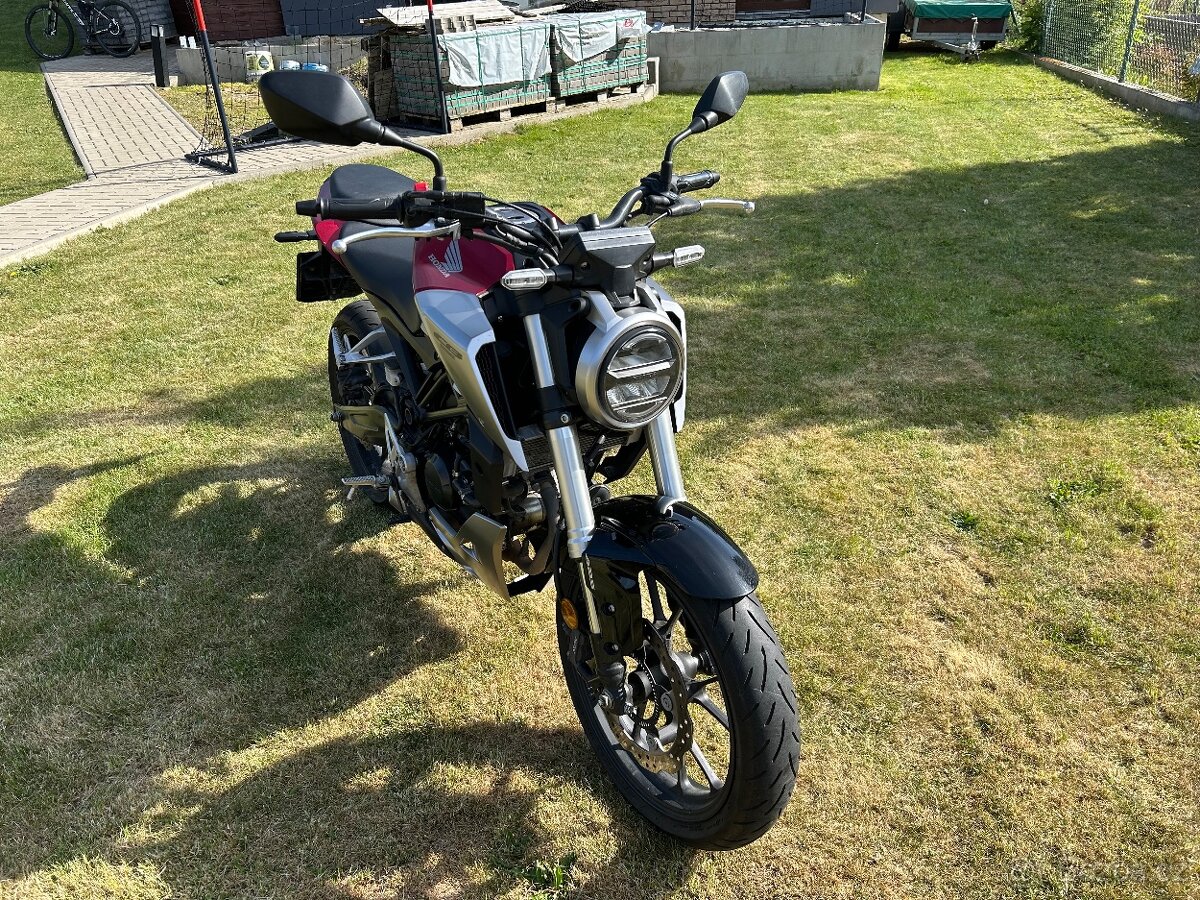 Honda CB125R 2019, 11 kW