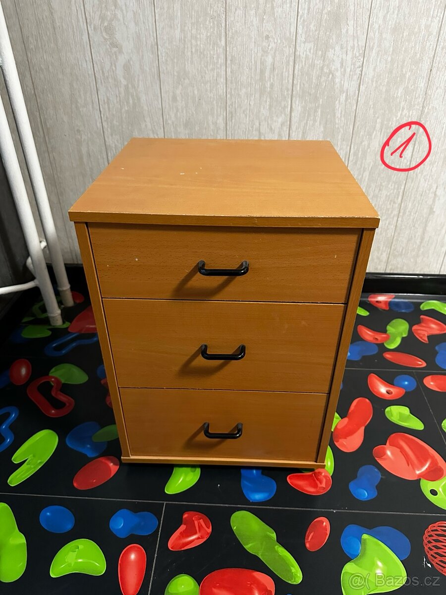 Prodej nábytku - osobní odběr
