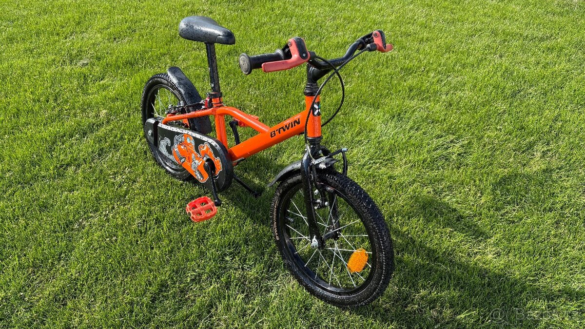Dětské kolo BTWIN, 16”vč. pom. koleček