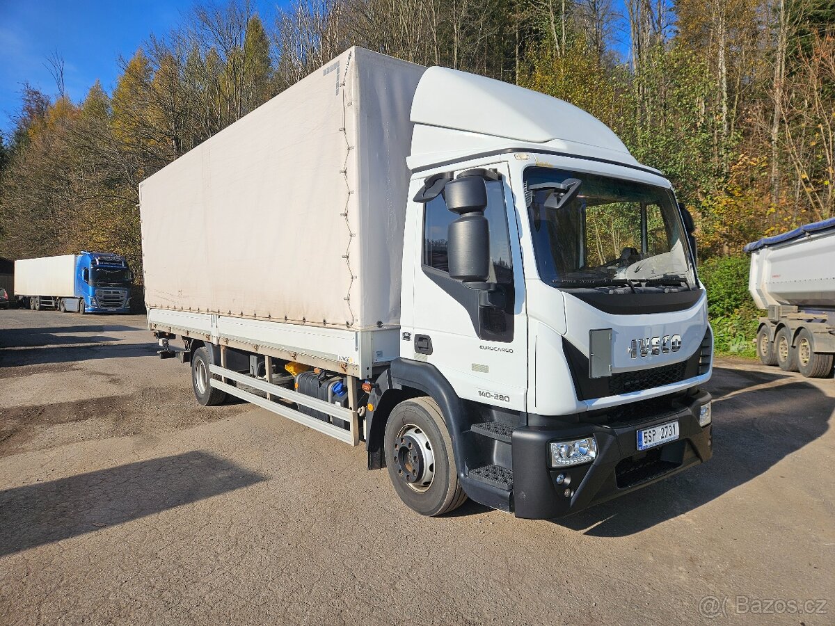 Iveco EuroCargo 140-280 Plachta, Hydraulické čelo, 14 tun