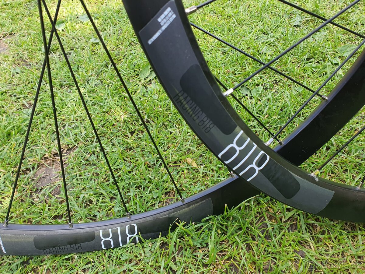 FULCRUM RACING 818