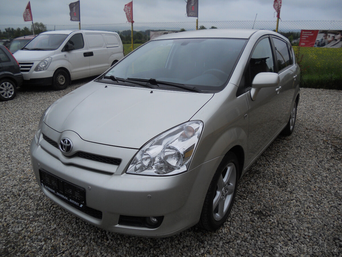 Toyota Corolla Verso 1.8 VVTi 95KW 7MístServiska