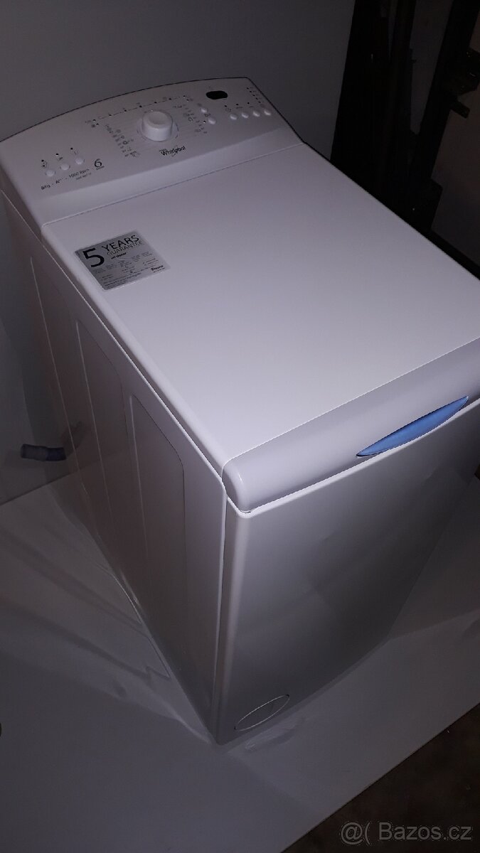 Pračka Whirlpool horní náplň