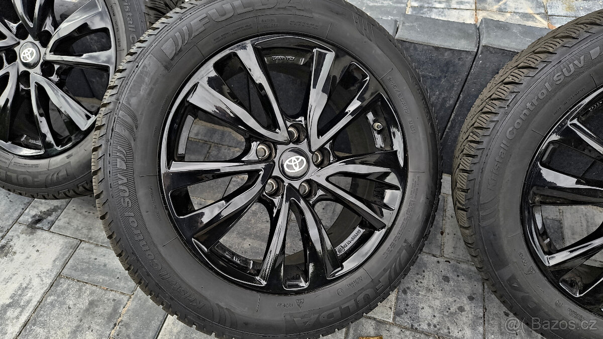 17 alu 5x114,3 TOYOTA C-HR zimní 215/60 R17 TMPS