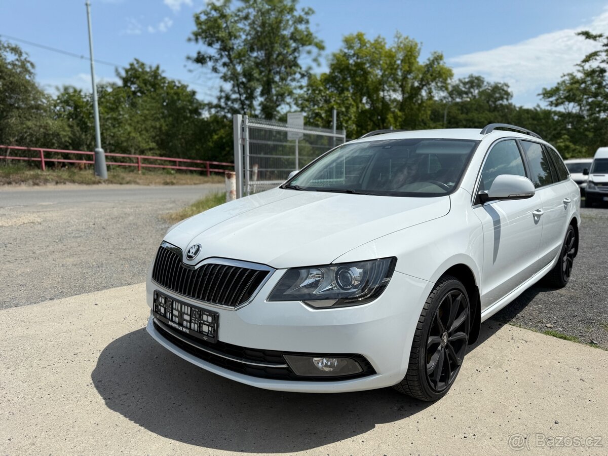 ŠKODA SUPERB 125 kW DSG 4x4
