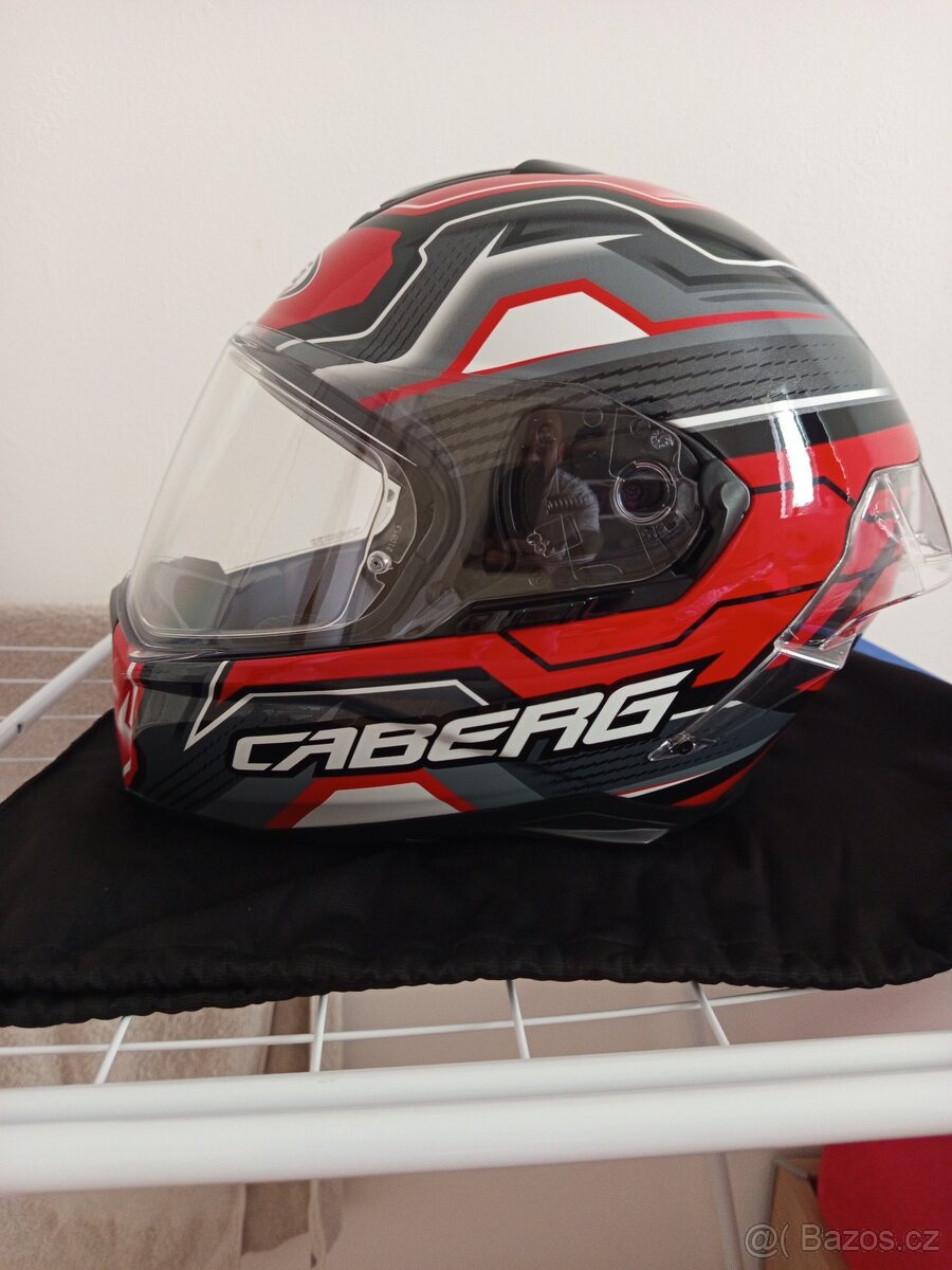 Integrální helma Caberg