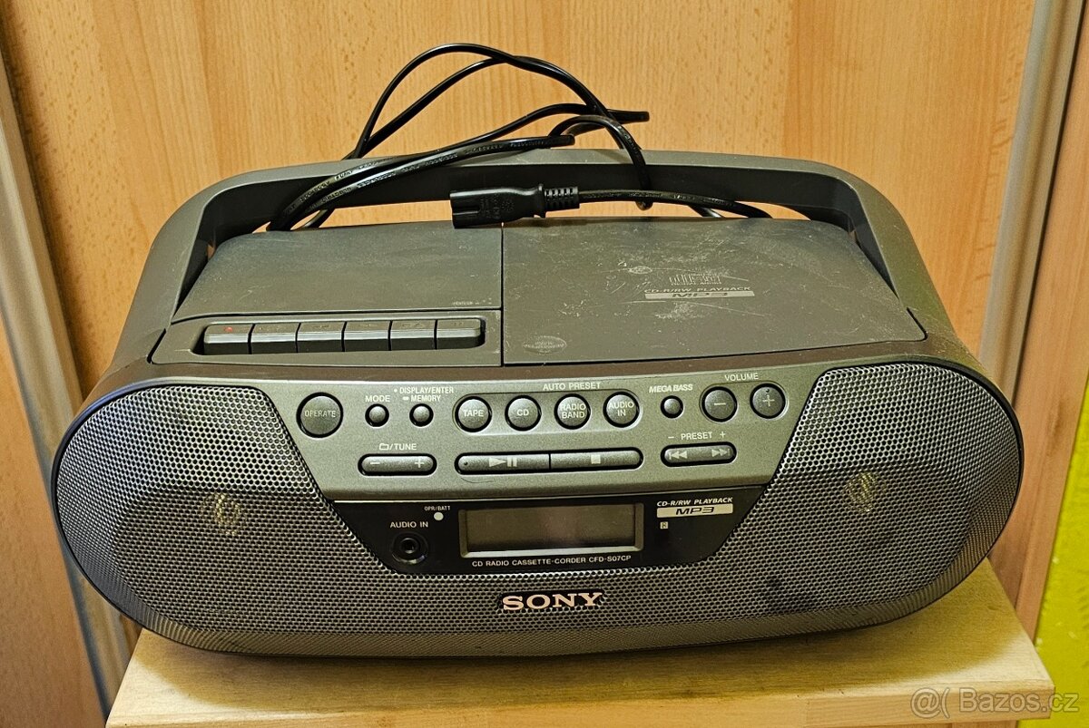 Radiomagnetofon SONY