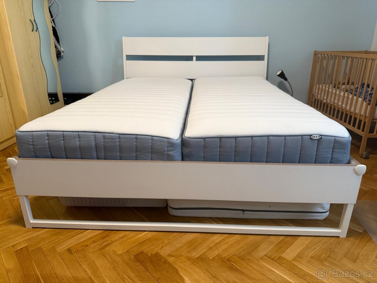 dvojlůžko TRYSIL z IKEA šířka 160 cm