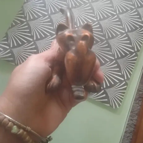 Louskáček na ořechy vlk