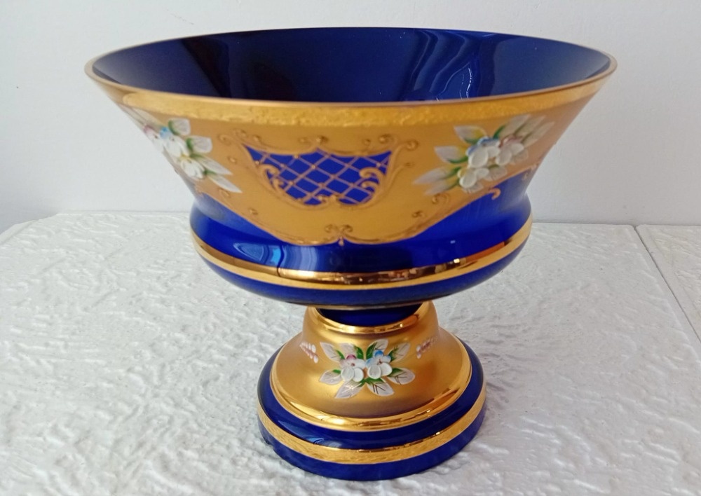 Dekorativní porcelánová mísa