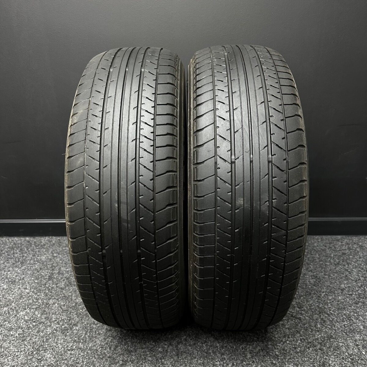 2ks pneu Yokohama 225/65/17 102H