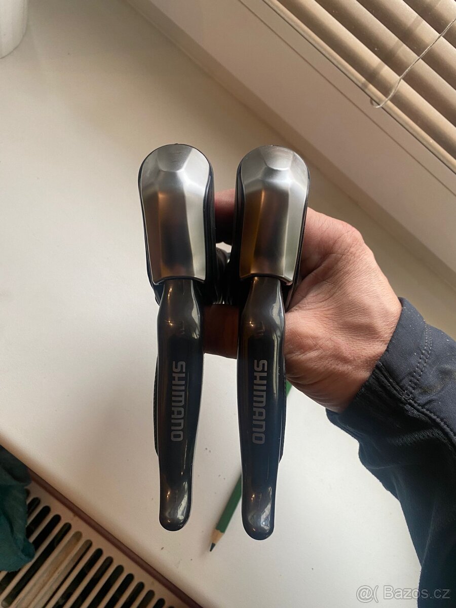 Shimano řadící páky ST-R785 Di2 2x11