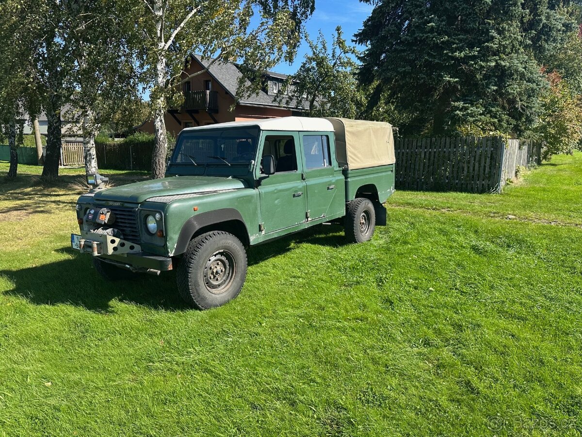 LAND  ROVER  DEFENDER  130   300 TDI