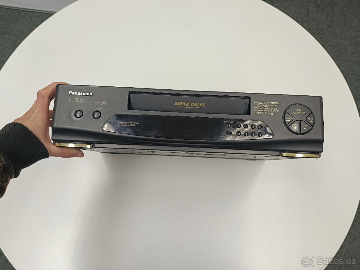 Panasonic NV‑SD207EE - VHS videorekordér Super Drive