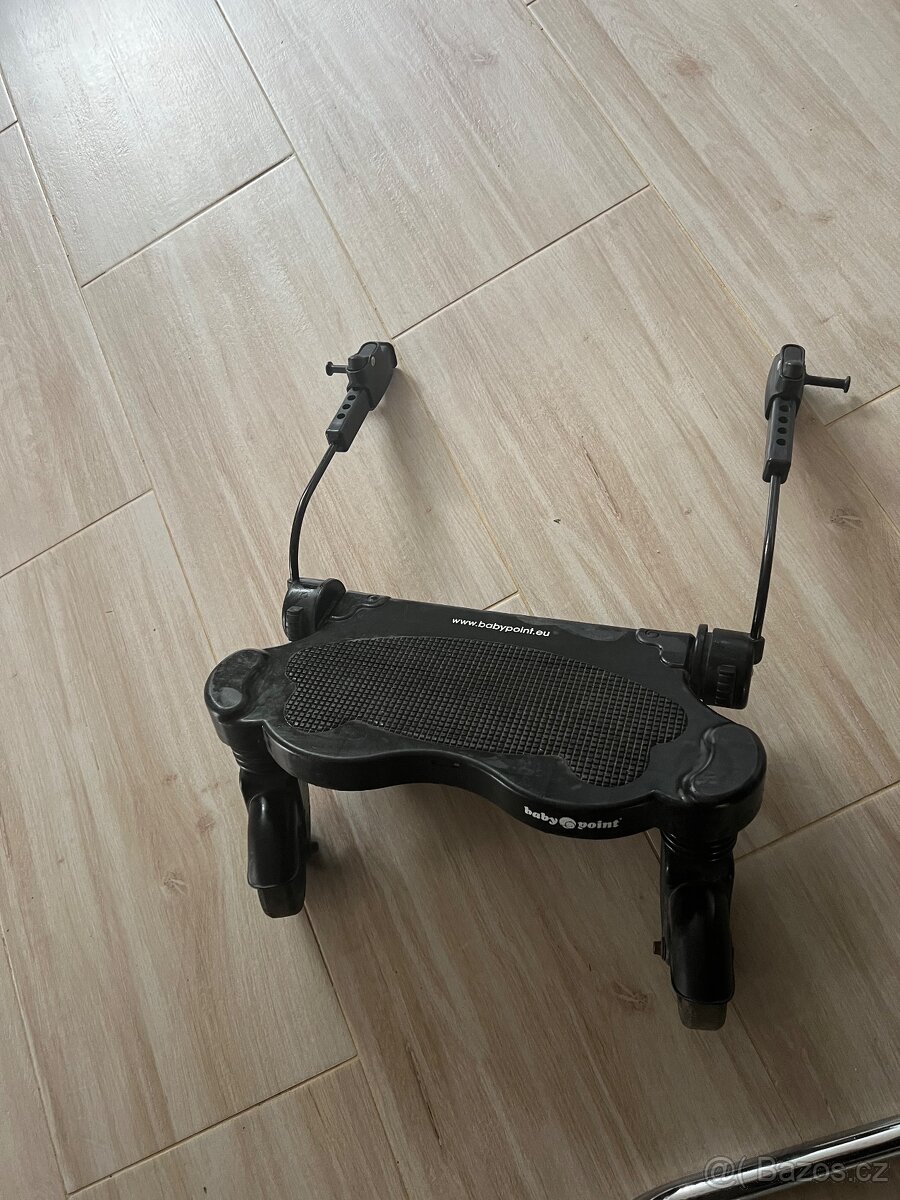 Stupátko ke kočáru