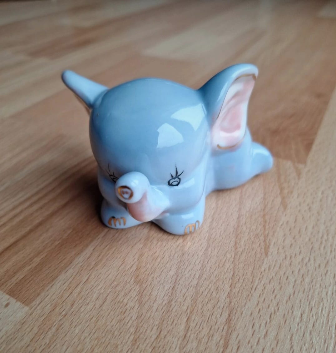Porcelánový slon modrý