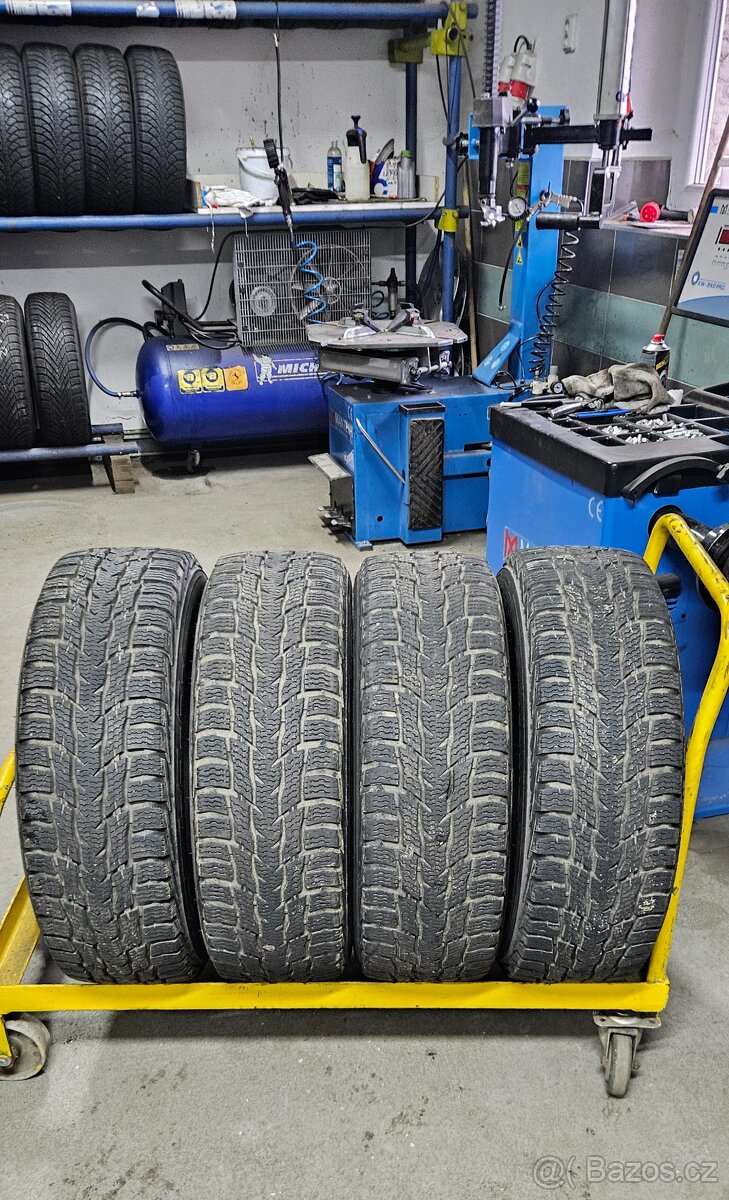 Zimní Pneumatiky 205/65/R16 C 107/105