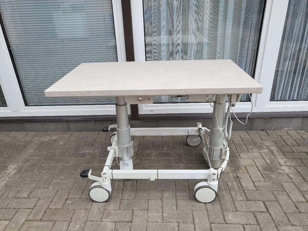 Pracovní stůl - elektrický