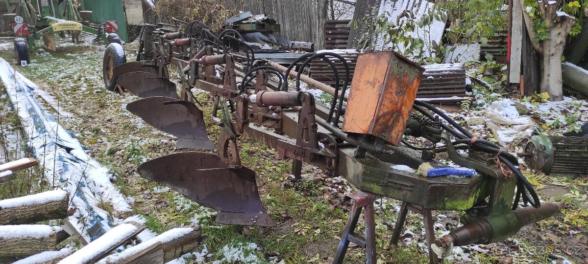 Roudnický pluh Phx 35