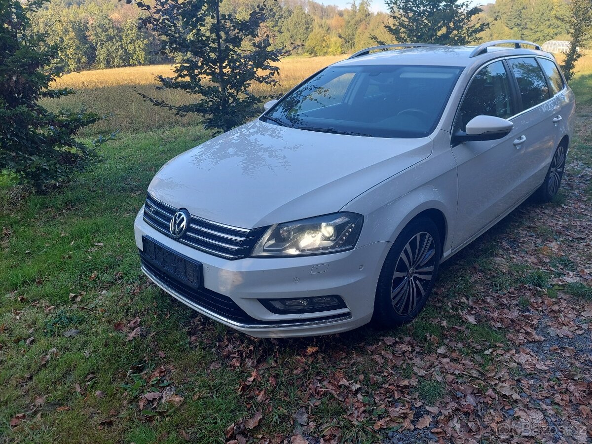 VW PASSAT R-LINE 2.0 TDi
