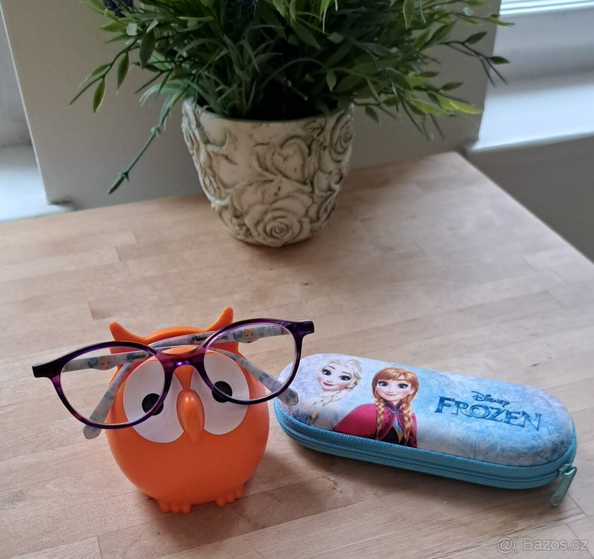 Krásné nové brýlové obruby pro slečnu 8-10 let
