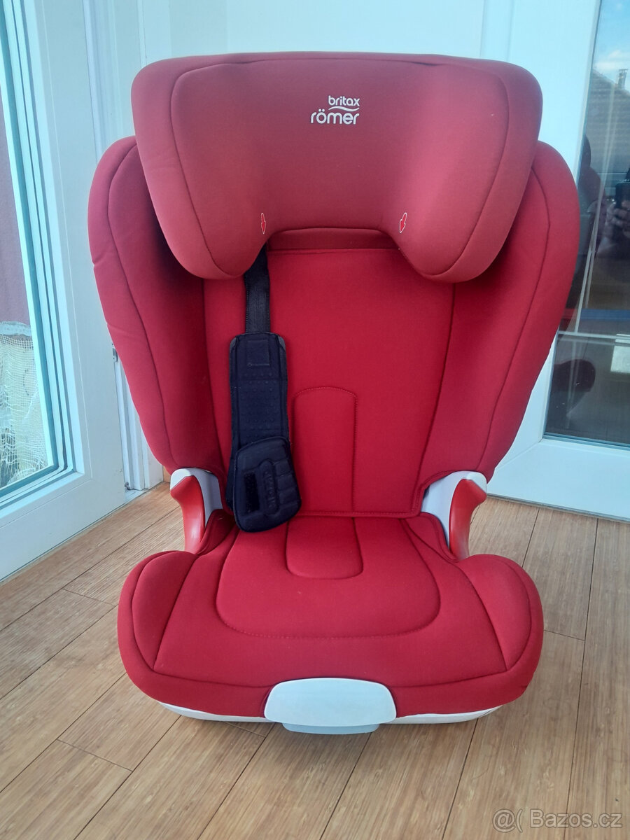 Autosedačka Britax Römer Kidfix XP červená