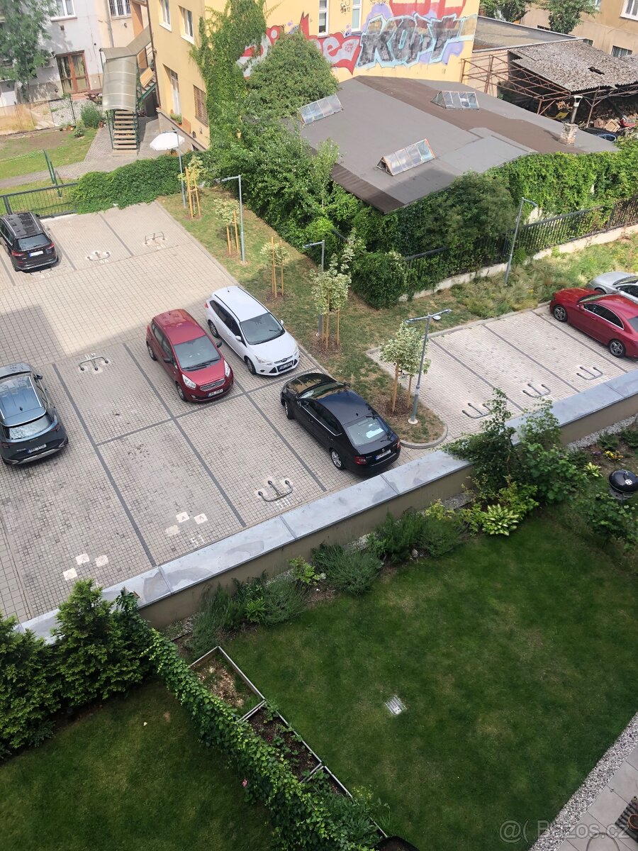 Parking sky Bohdalec