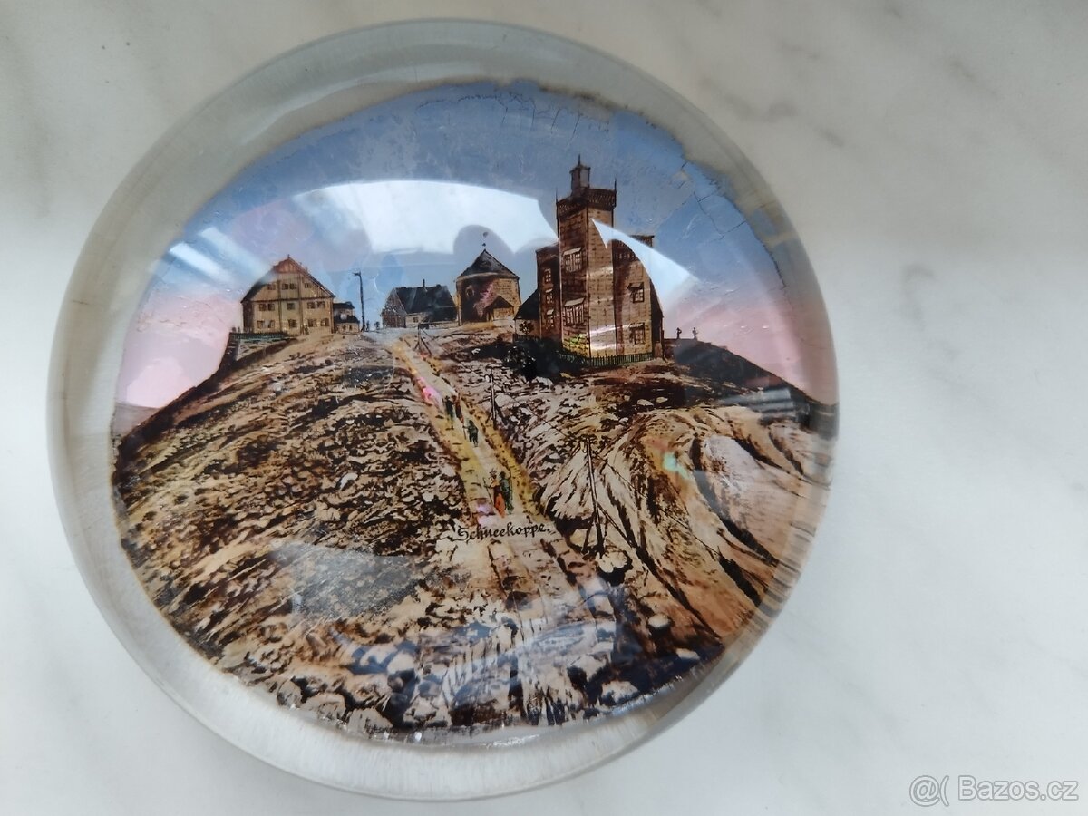 Starožitné skleněné těžítko Schneekoppe, Sněžka